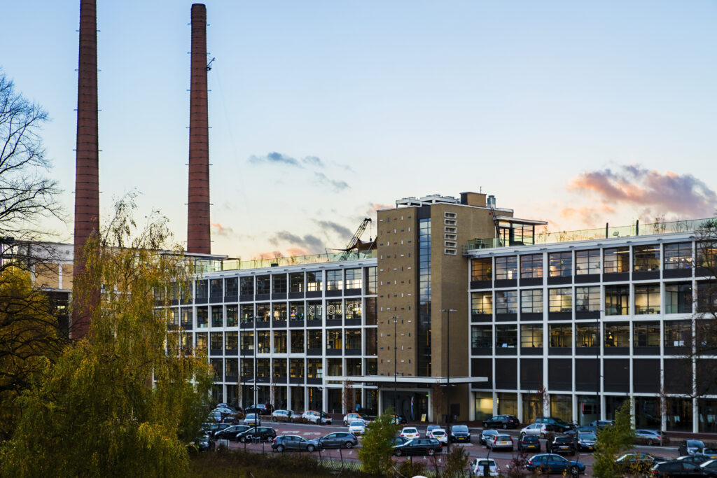 i3-Technologies acquires CTOUCH to strengthen global position