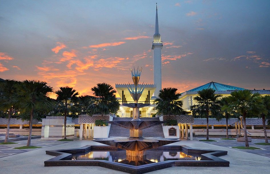 Renkus-Heinz brings steerable sound to Malaysian mosque