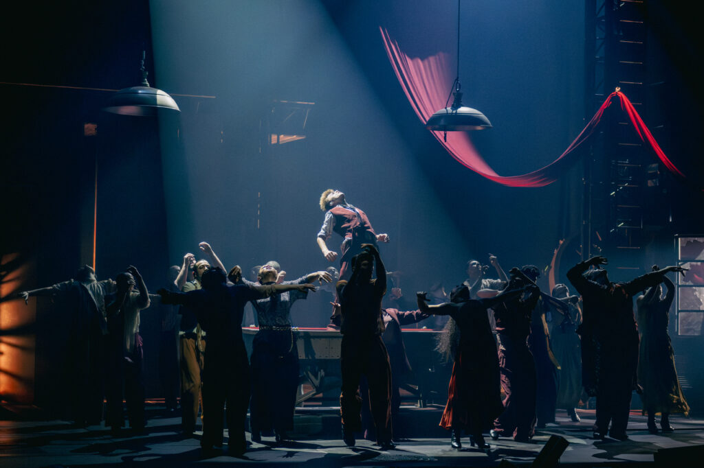 Die Rise Musical L-Acoustics L-ISA immerses audiences in The Rise - AV News